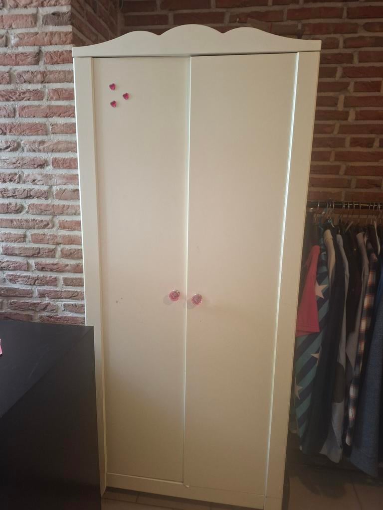 Kast en ladekastje meisjes slaapkamer, Ophalen