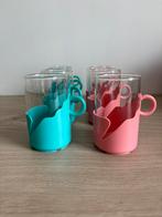 8 Vintage theeglazen in kunststof houder, Ophalen of Verzenden, Zo goed als nieuw, Overige stijlen, Overige materialen