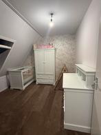 Complete babykamer ledikant, commode, kledingkast en wandrek, Ophalen, Zo goed als nieuw, Jongetje of Meisje