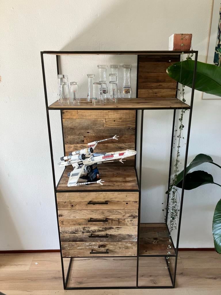 Industriële Teak Houten Kast met Zwart Metalen Frame, Huis en Inrichting, Kasten | Overige, Ophalen, Gebruikt