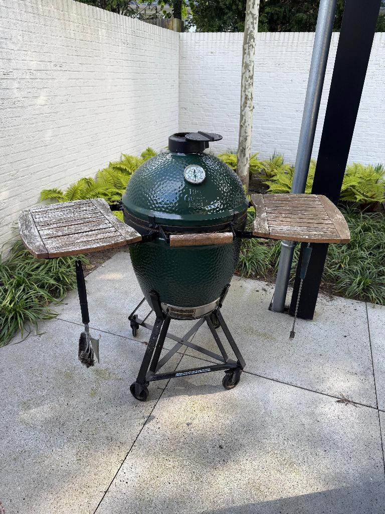 Big Green Egg Large met tafeltjes en onderstel, Ophalen, Gebruikt, Big Green Egg (origineel), Met accessoires