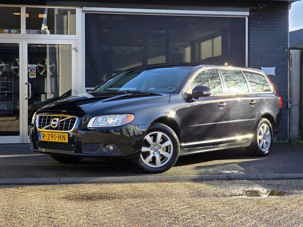 Volvo V70 2.5T Ocean Race YOUNGTIMER / BLIZ / LEDER / NAVI /, Auto's, Volvo, Parkeersensor, 232 pk, 1567 kg, 93 €/maand