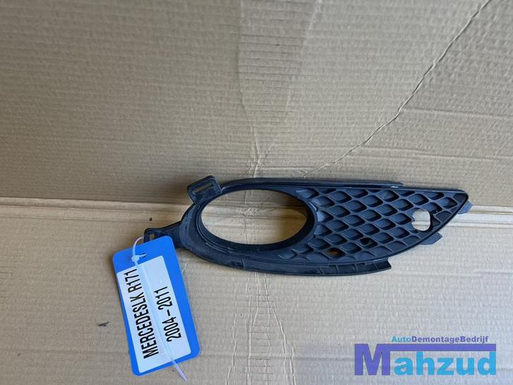 Mercedes SLK R171 Rechts Mistlamp kap bumper rooster 2004-20, Auto-onderdelen, Carrosserie en Plaatwerk, Bumper, Mercedes-Benz