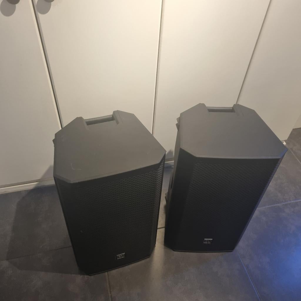 Electro voice ZLX 12P, Ophalen, Zo goed als nieuw, 500 tot 1000 watt