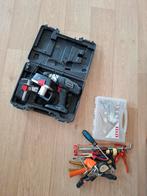 Accuboormachine en wat kleine gereedschap, Ophalen