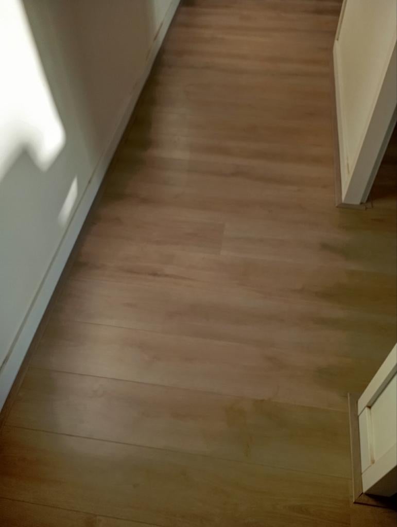 Laminaat leggen laminaat legger, Huis en Inrichting, Stoffering | Vloerbedekking, Ophalen of Verzenden