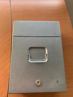 Vintage Grijze Metalen brandwerende plat kluis, Ophalen of Verzenden, Gebruikt