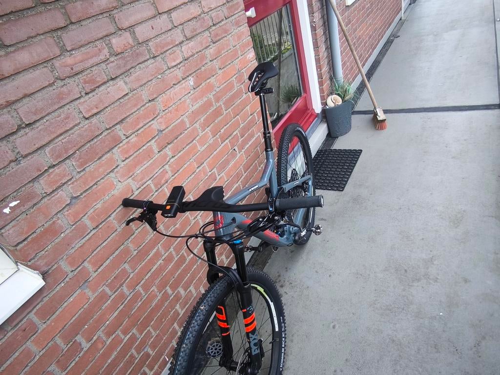 Apex Reliq 2022 met axs en fulcrum red zone + Carbon, Fully, 49 tot 53 cm, Zo goed als nieuw, Ophalen