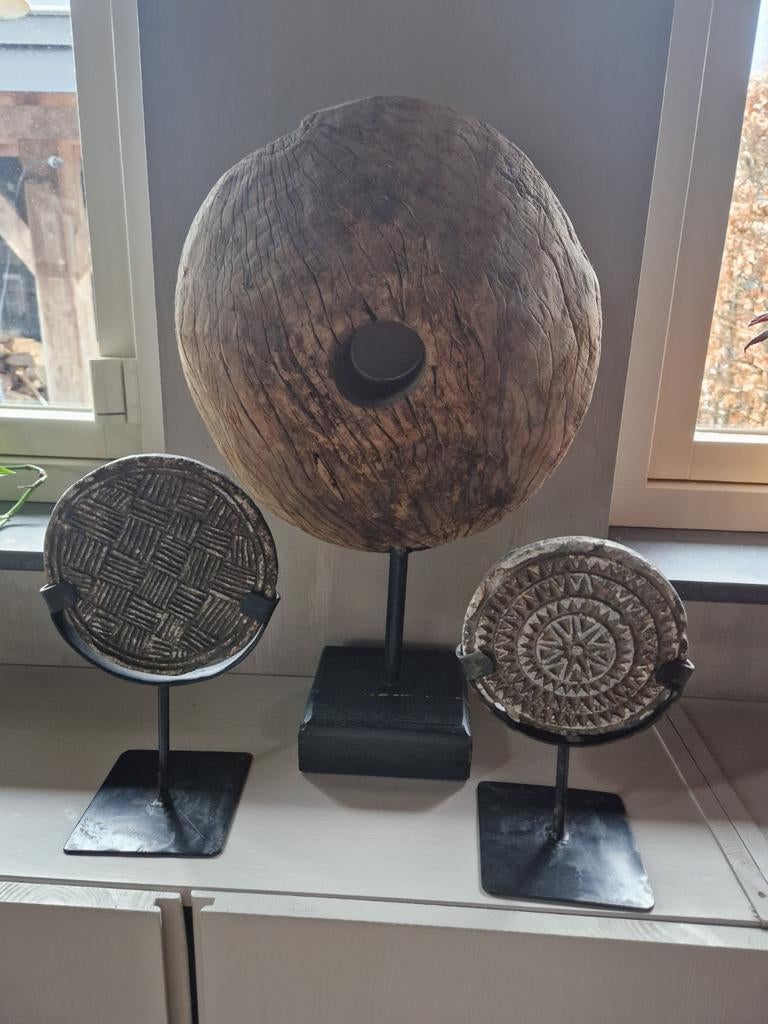 Stoer en sober ornamenten., Huis en Inrichting, Woonaccessoires | Wanddecoraties, Ophalen