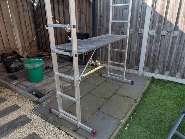 Kamersteiger  Handig en Compact, Doe-het-zelf en Verbouw, Steigers, Gebruikt, Rolsteiger of Kamersteiger, Minder dan 2 meter, Ophalen of Verzenden