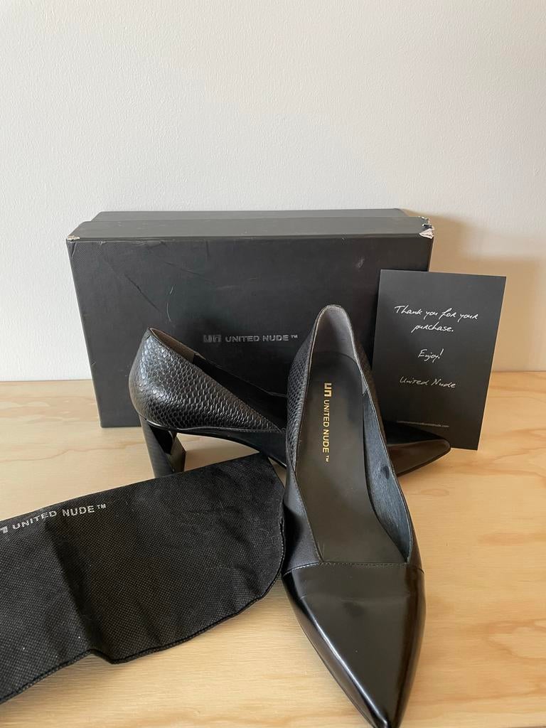 United Nude Zink Patch Pump Mid - Maat 39 (valt als 38), Ophalen of Verzenden, Zo goed als nieuw, Zwart, Pumps