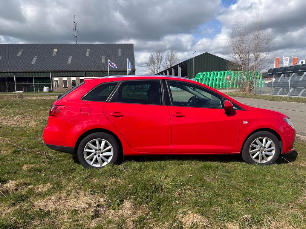 Seat Ibiza 1.2TDI 55KW Ecomotive ST 2012 Rood, Voorwielaandrijving, 74 pk, 1199 cc, Ibiza