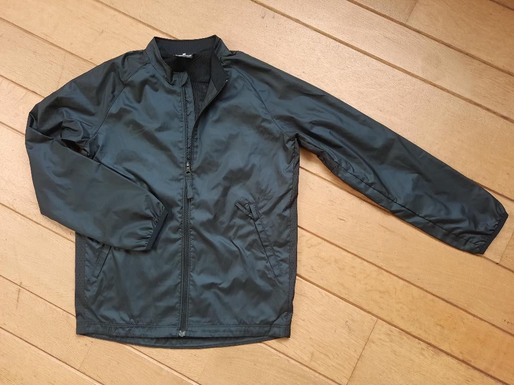 Nike voetbal windjack zwart Maat S/128, Jongen of Meisje, Sport- of Zwemkleding, Ophalen of Verzenden, Zo goed als nieuw