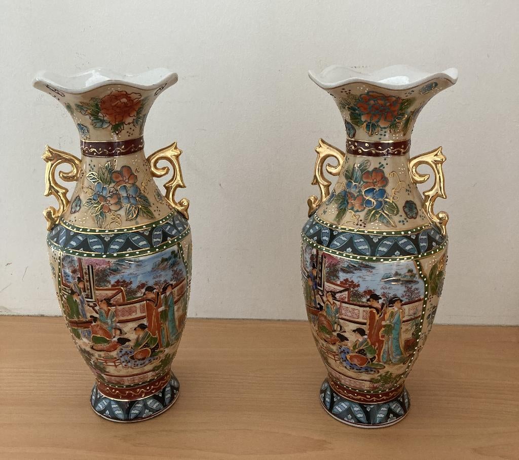 Twee prachtige Chinese vazen Asia porcelein Geisha Girls, Ophalen