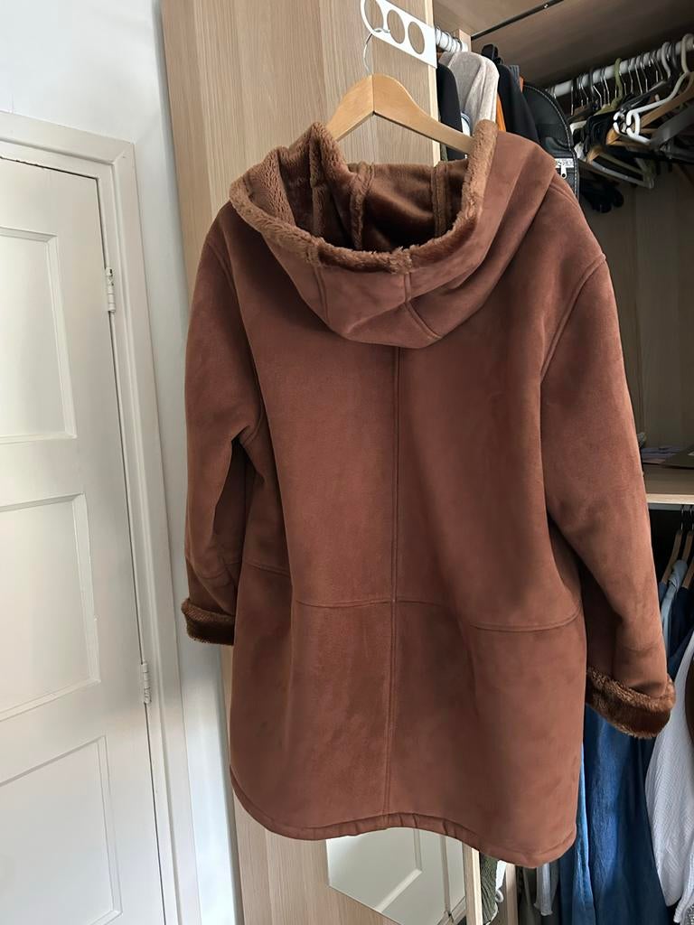 Dikke lammy winterjas, Kleding | Dames, Ophalen of Verzenden, Gedragen, Maat 46/48 (XL) of groter, Bruin