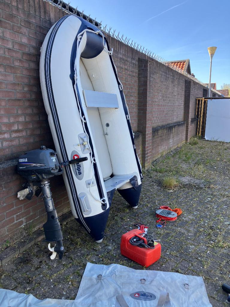 Rubberboot met buitenboordmotor (zeer weinig gebruikt), Watersport en Boten, Ophalen, Gebruikt