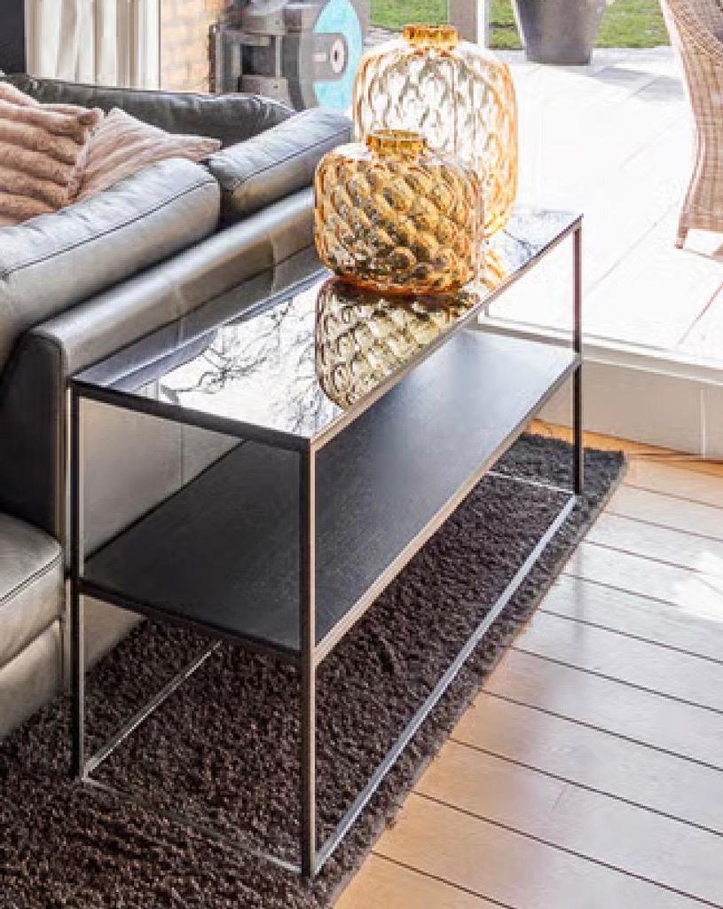 Zwarte sidetable met glazen blad 160cmx35cm, Ophalen, Gebruikt, 100 tot 150 cm, Glas