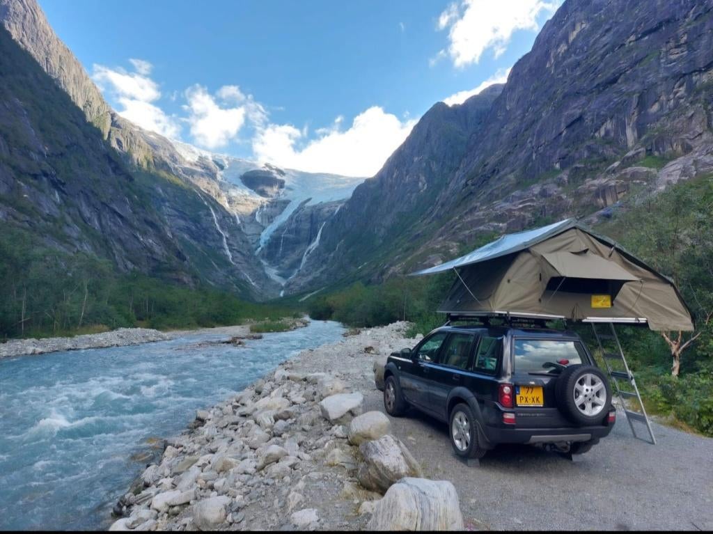 Land Rover Freelander 1.8i 2005 Overlander Eezi AWN daktent, Auto's, Land Rover, Beige, 4 cilinders, Alcantara, Zwart
