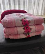 Badhanddoeken 3 stuks roze met bloempatroon, 50 x 90 cm,, Ophalen of Verzenden, Roze