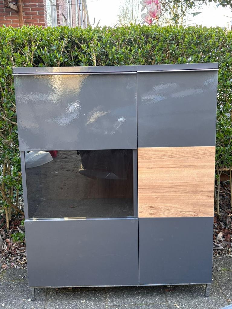 Nette vitrinekast, Ophalen, Met plank(en), 100 tot 150 cm, 50 tot 100 cm