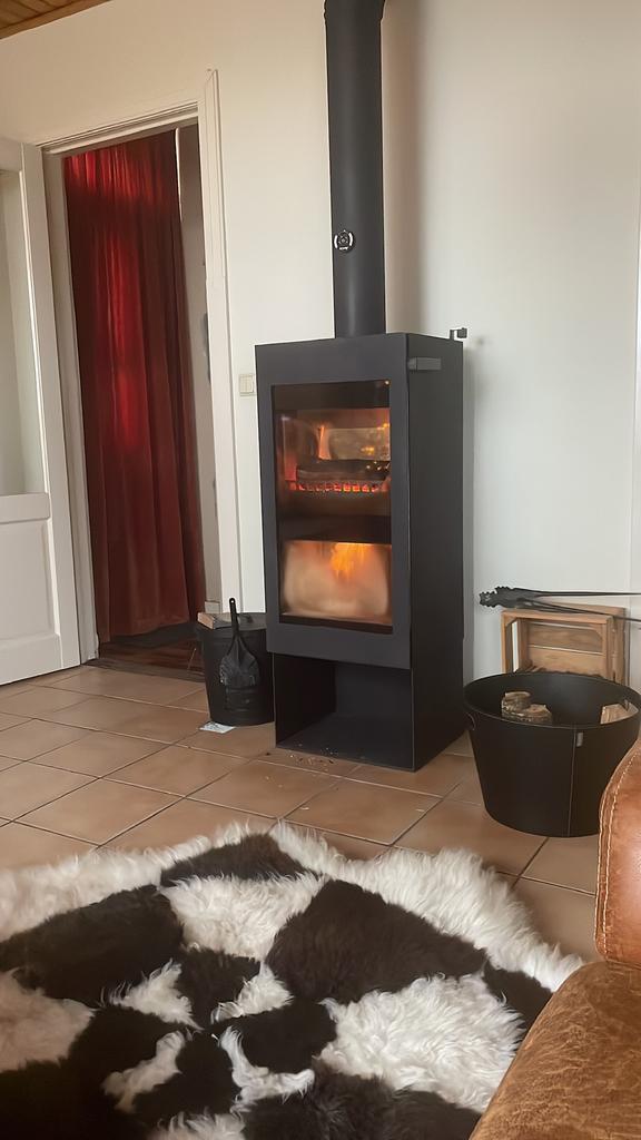 Xeoos X8 Twinfire houtkachel, Huis en Inrichting, Kachels, Gebruikt, Vrijstaand, Houtkachel, Hout, Ophalen