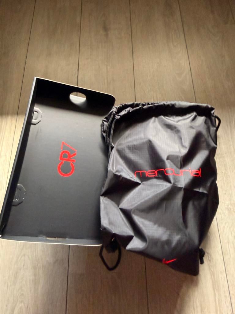 Nike Superfly Ronaldo voetbalschoenen, Sport en Fitness, Voetbal, Maat XS of kleiner, Ophalen of Verzenden, Gebruikt, Schoenen