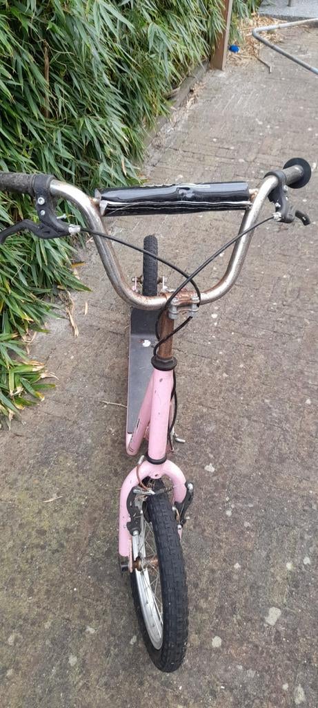 Roze step, Fietsen en Brommers, Ophalen, Gebruikt, Gewone step
