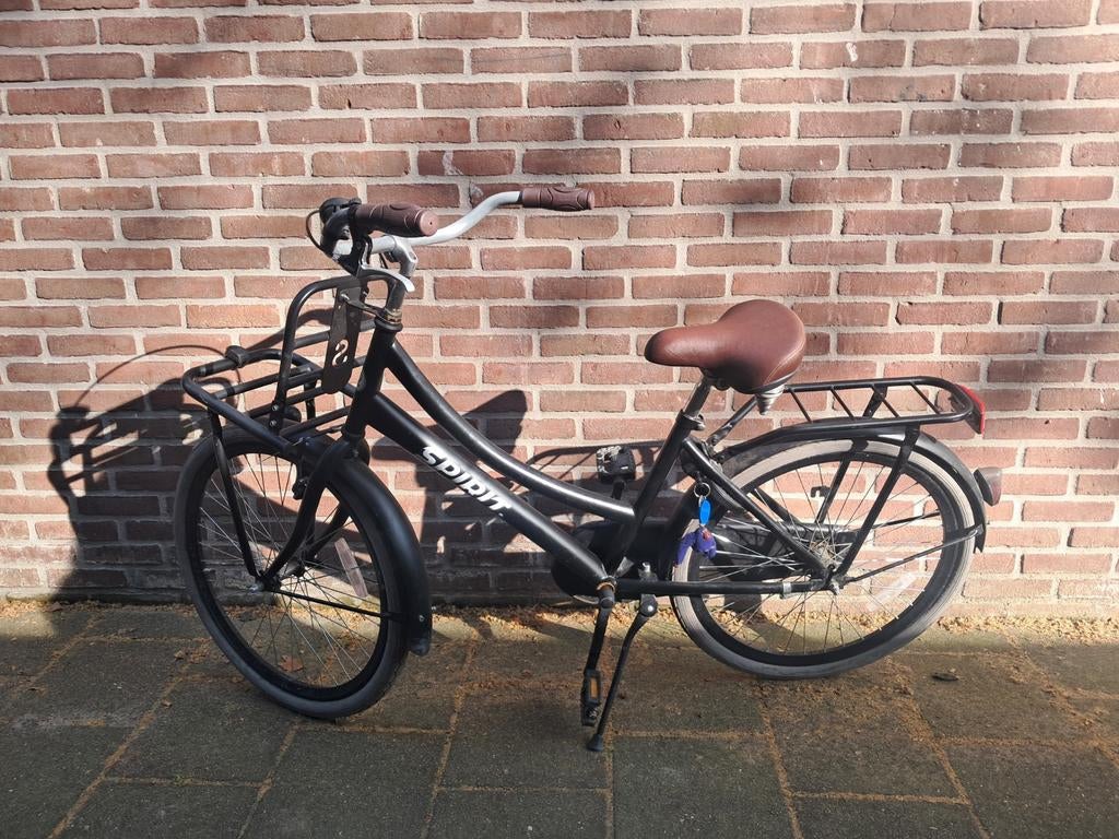 Zwarte omafiets, Fietsen en Brommers, Fietsen | Meisjes, Ophalen of Verzenden, Gebruikt, 24 inch, Handrem