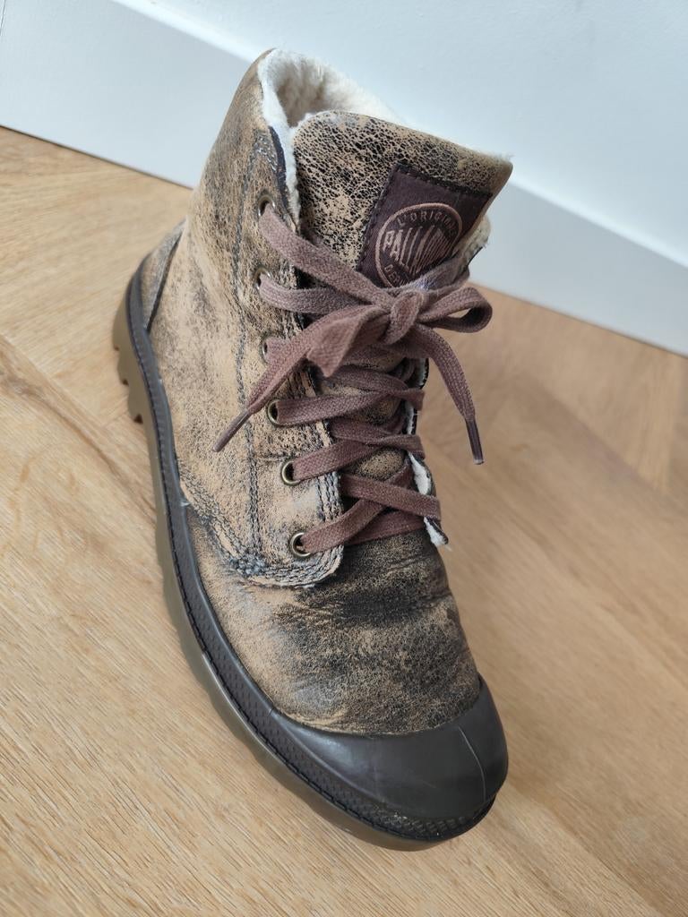 Gevoerde palladium maat 42, Ophalen of Verzenden, Zo goed als nieuw, Schoenen