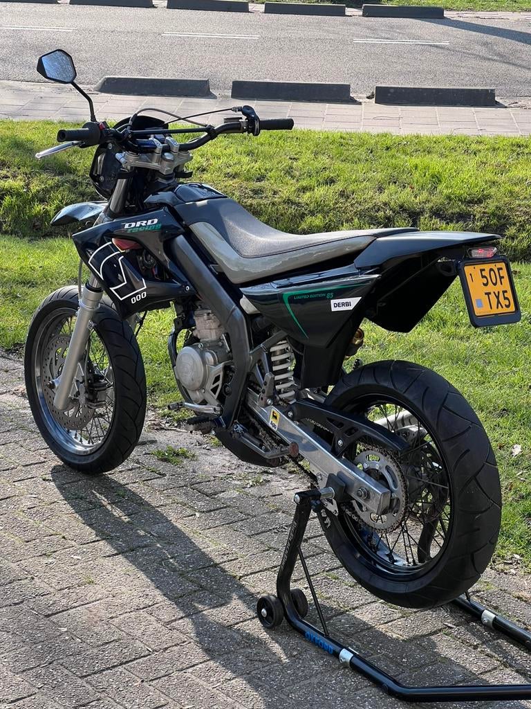 Derbi DRD | 2006, Fietsen en Brommers, Ophalen, 6 versnellingen, Gebruikt, Maximaal 45 km/u