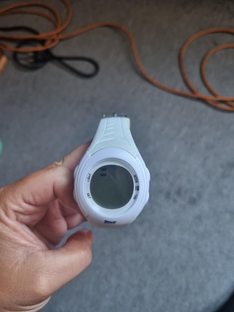 Mooi wit crivit sport horloge, Ophalen of Verzenden, Zo goed als nieuw, Wit, Crevit