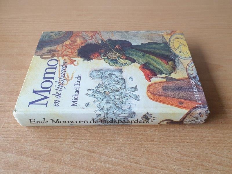 Michael Ende - Momo en de Tijdspaarders (HC), Ophalen of Verzenden, Gelezen, Michael Ende