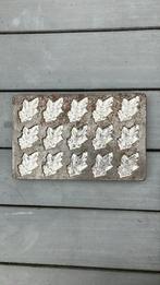 Antieke chocolade mal blaadjes, Maganza., Antiek en Kunst, Ophalen of Verzenden