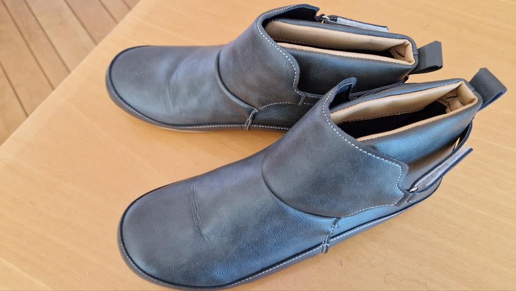Comfortabele zwarte enkellaarzen - Maat 43, Kleding | Dames, Schoenen, Zwart, Lage of Enkellaarzen, Ophalen of Verzenden, Onbekend