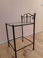 Nachtkastje, Ophalen, 50 tot 75 cm, Zwart, Zo goed als nieuw