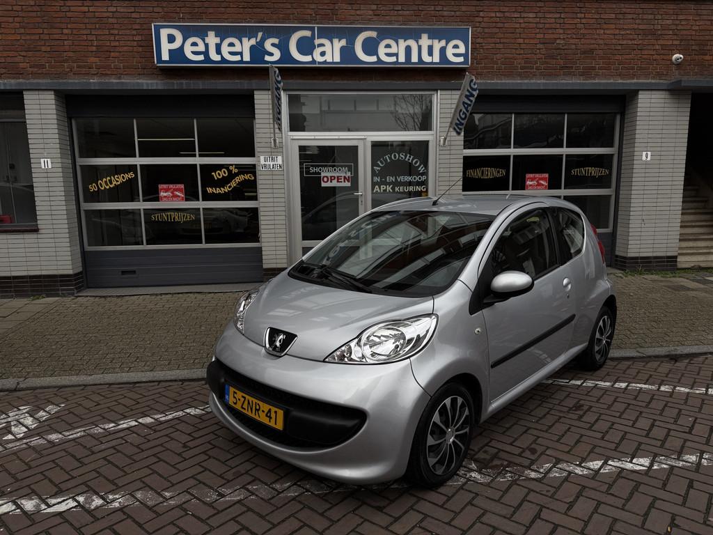 Peugeot 107 1.0-12V XS (bj 2006, automaat), Stof, Gebruikt, Metallic lak, 68 pk