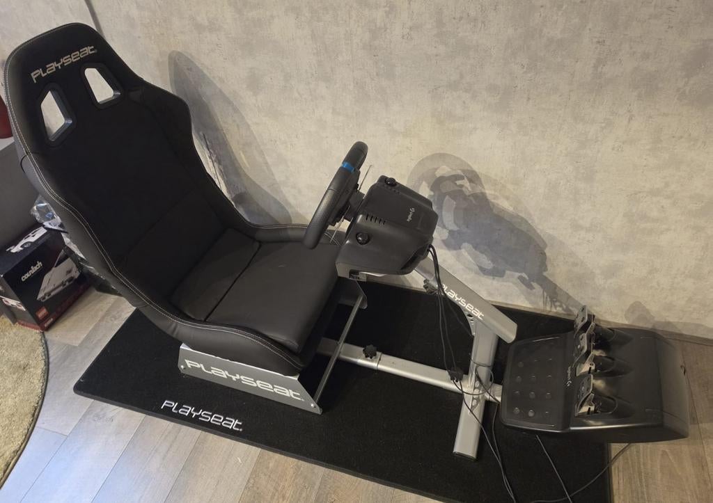 Logitech g29 met playseat stoel, Spelcomputers en Games, Spelcomputers | Sony PlayStation Consoles | Accessoires, Ophalen, Zo goed als nieuw