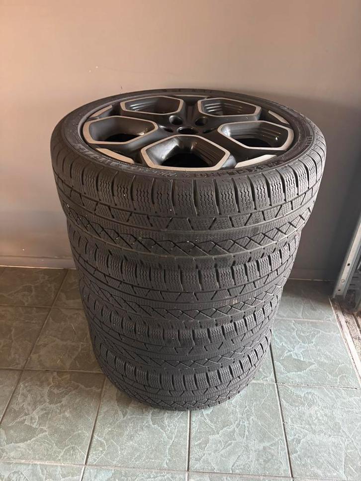 Winterbanden set Renault Kadjar 225/45R19 incl. TPMS, Auto-onderdelen, Overige Auto-onderdelen, Renault, Ophalen of Verzenden