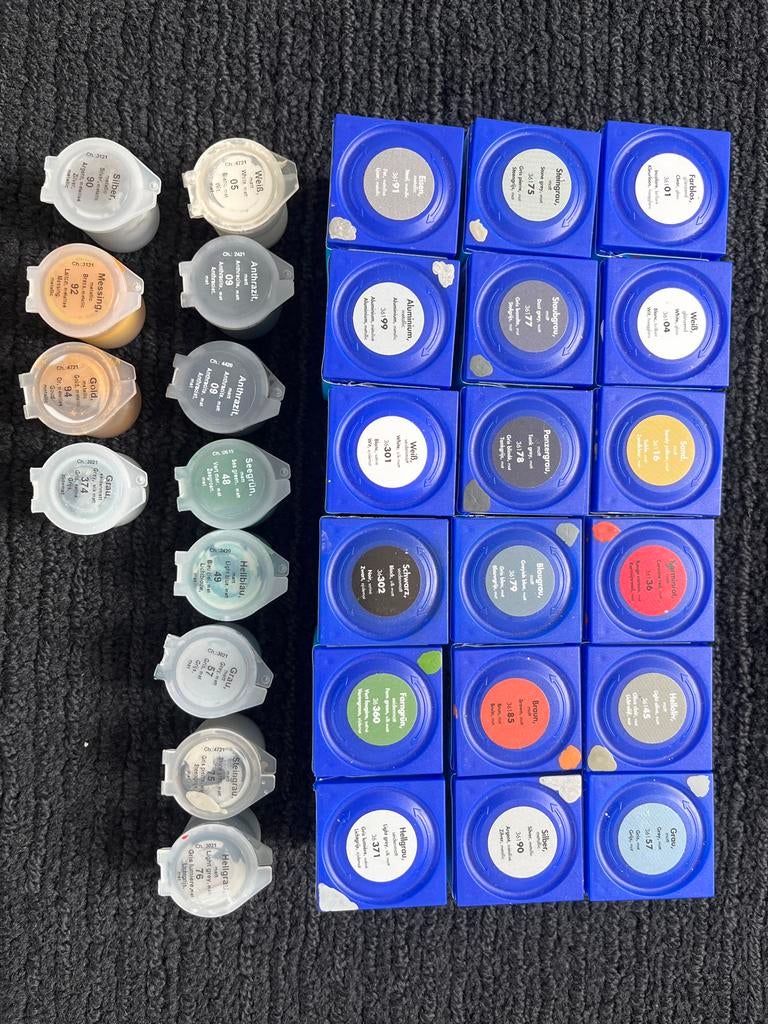 Revell Modelbouw Set – 28 Potjes Verf + Lijm & Verdunner, Ophalen, Gebruikt, Groter dan 1:32