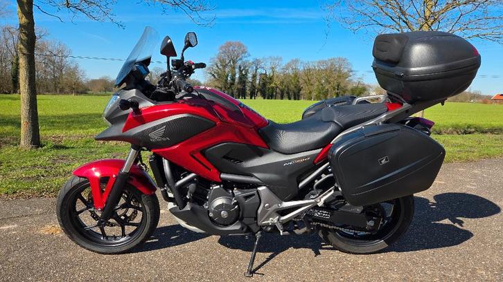 Honda nc 750X DCT, Motoren, Motoren | Honda, Particulier, Toermotor, meer dan 35 kW, ABS, Handvatverwarming, LED Verlichting, Ophalen
