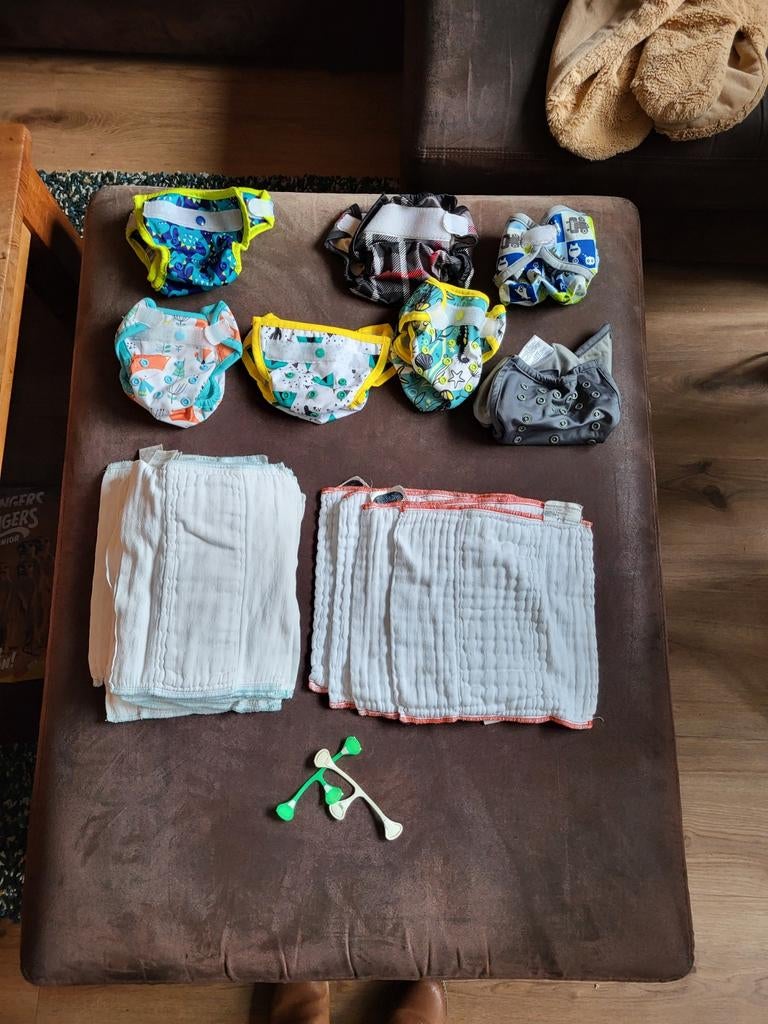 Newborn vouwluiers 15 stuks met 7 overbroekjes, Ophalen of Verzenden, Glas of Kopje