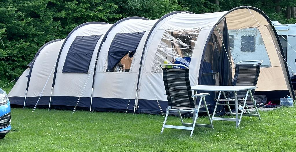 Obelink 4 persoons tunneltent, Caravans en Kamperen, Tenten, Ophalen, Gebruikt, Tot en met 4