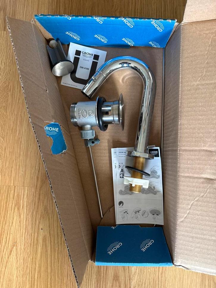 Grohe wastafel / keuken kraan - Nieuw in doos, Huis en Inrichting, Badkamer | Badkamermeubels, Nieuw, Wasbak of Wastafel, Minder dan 100 cm