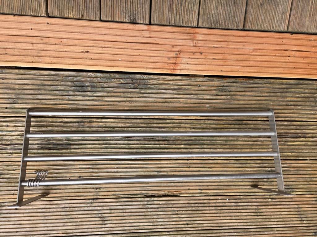 IKEA rek met 5 haken - handig en compact, Ophalen