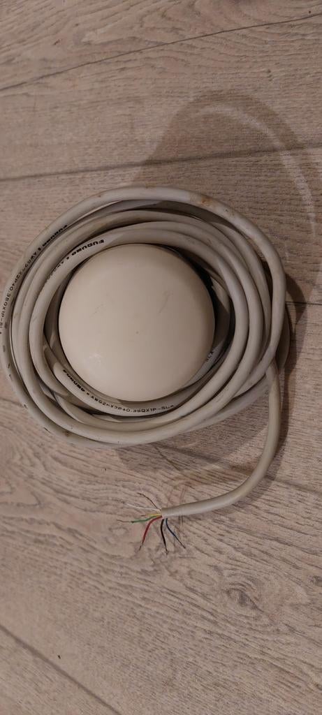 Furuno GP-320B GPS/WAAS/SBAS-antenne. NMEA0183. 12-kanaals.., Ophalen of Verzenden, Zo goed als nieuw, Gps of Kompas