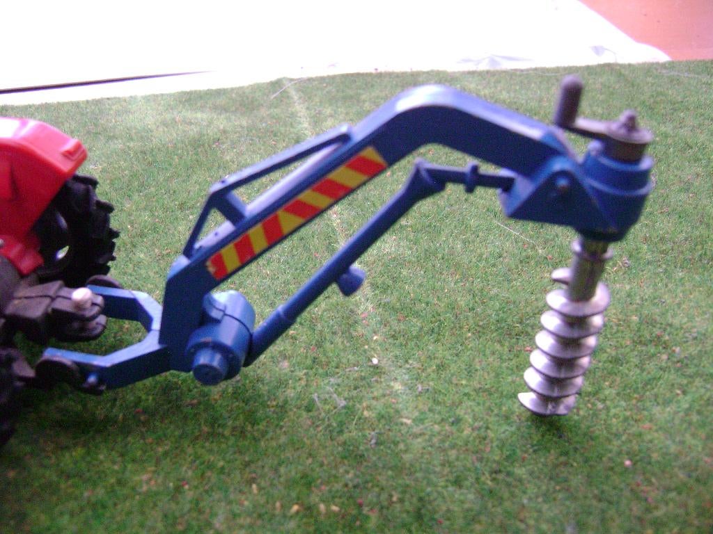 Palen grondboor van Britains met stocknummer 9569, Ophalen of Verzenden, Zo goed als nieuw, Tractor of Landbouw, Britains