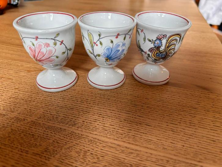 3 handgeschilderde eierdoppen uit Portugal, Huis en Inrichting, Keuken | Servies, Gebruikt, Overige typen, Overige stijlen, Keramiek