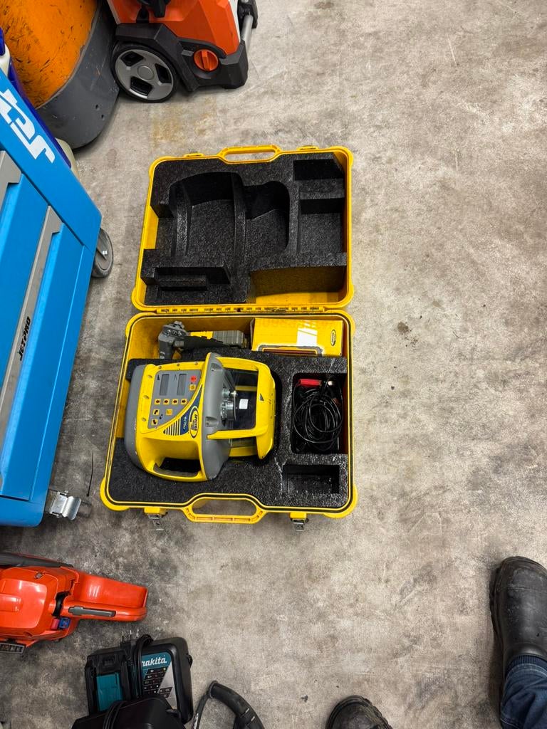 Spectra 720 afschot laser trimbel compleet, Ophalen of Verzenden, Zo goed als nieuw