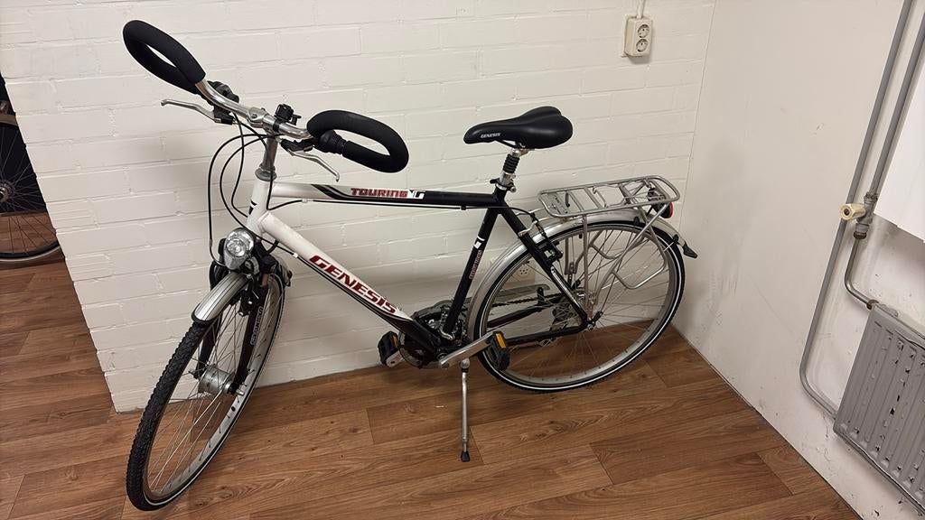 Genesis Tourine XR fietsen - Wit/Zwart, Fietsen en Brommers, Ophalen, Overige merken, Minder dan 10 versnellingen, 28 inch