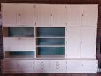 Vintage wandmeubel / boekenkast met veel opbergruimte, Ophalen, Gebruikt